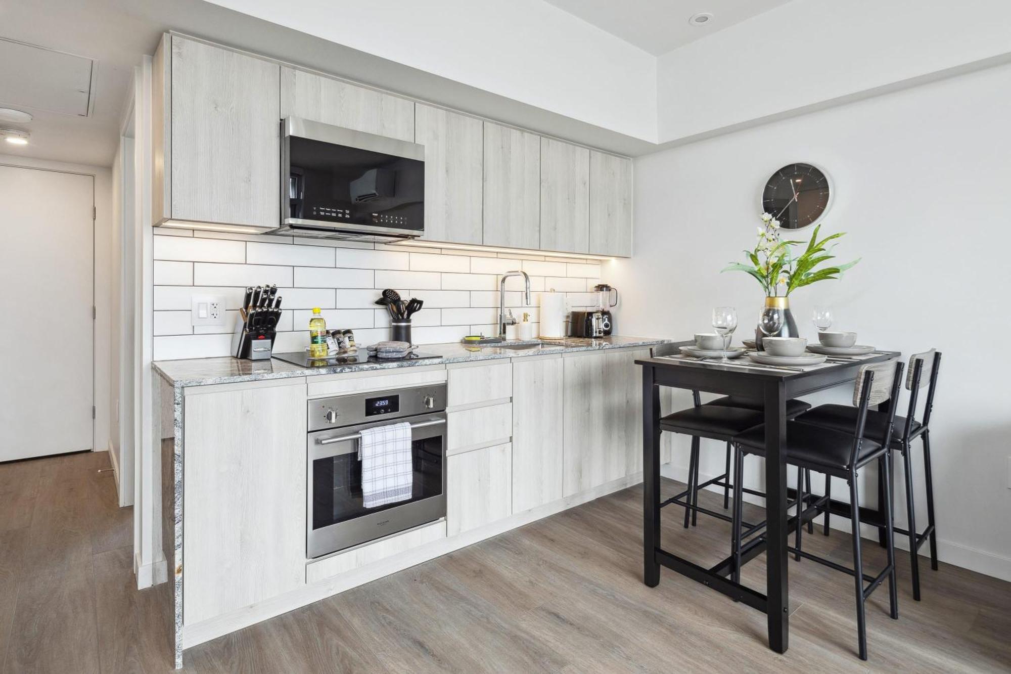 Brand New City Apt In Downtown Vancouver Esterno foto